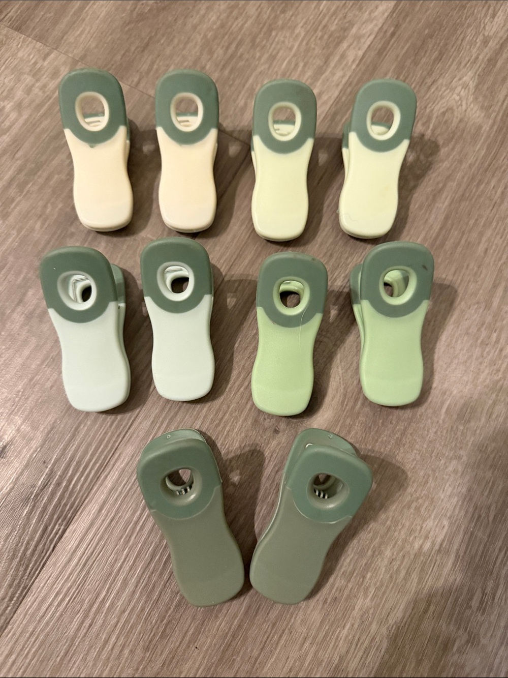 🇺🇸Firm Price🇺🇸10 Chip Bag Clips with Magnet for Food Storage